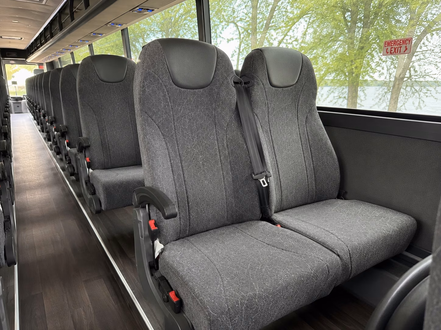 compare bus rentals in honolulu with one online quote