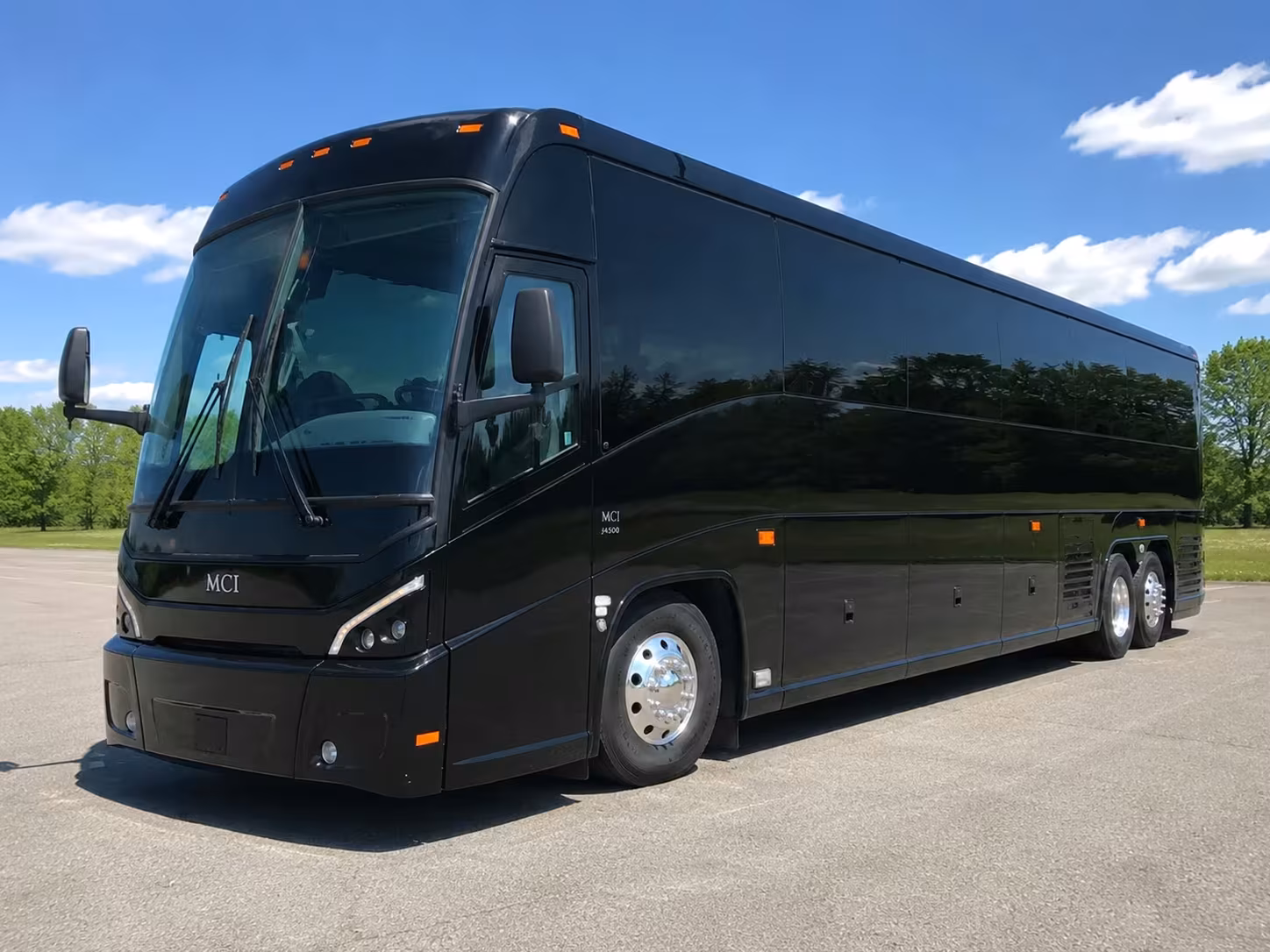 corporate and convention charter bus rentals in honolulu