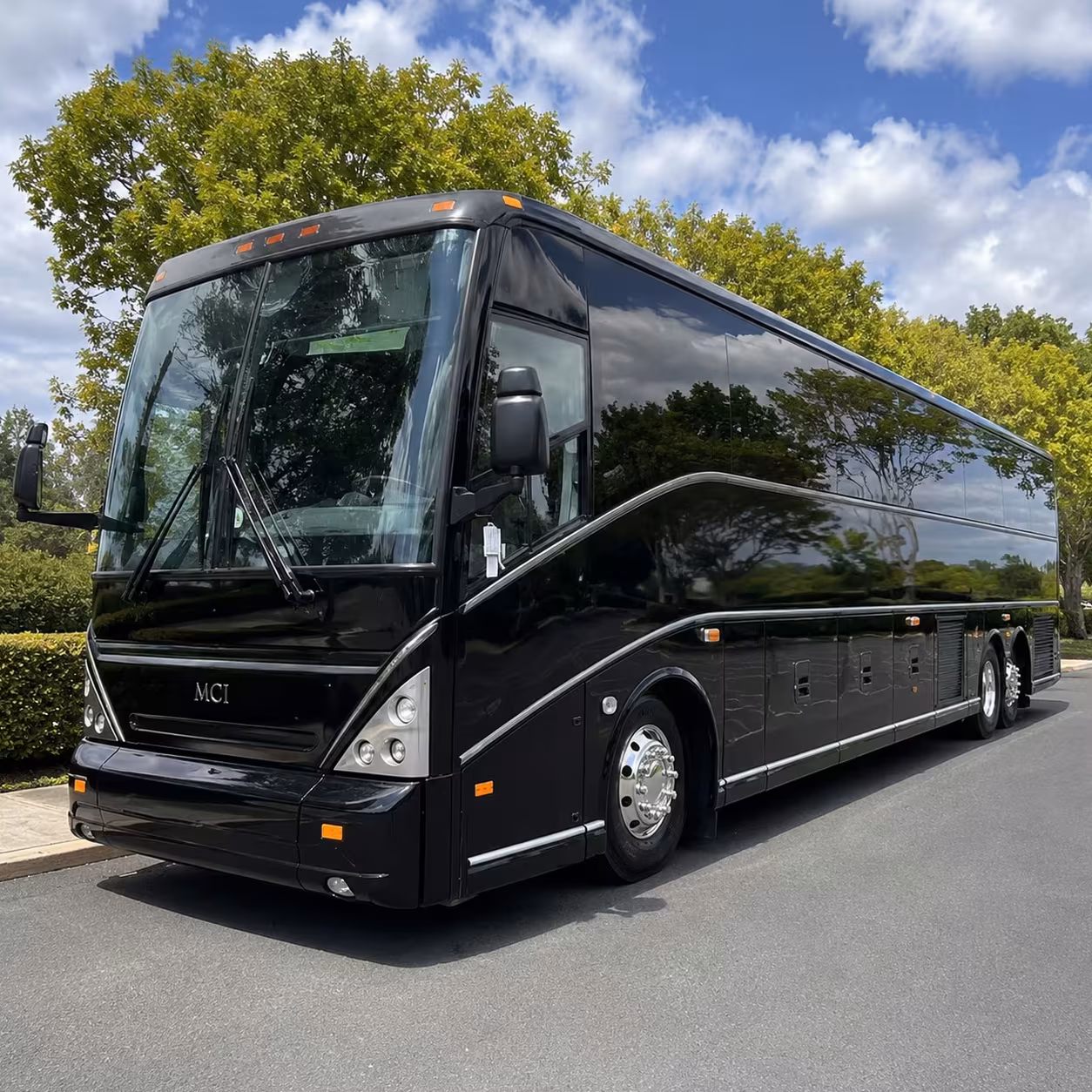 honolulu game day charter buses while aloha stadium is rebuilt