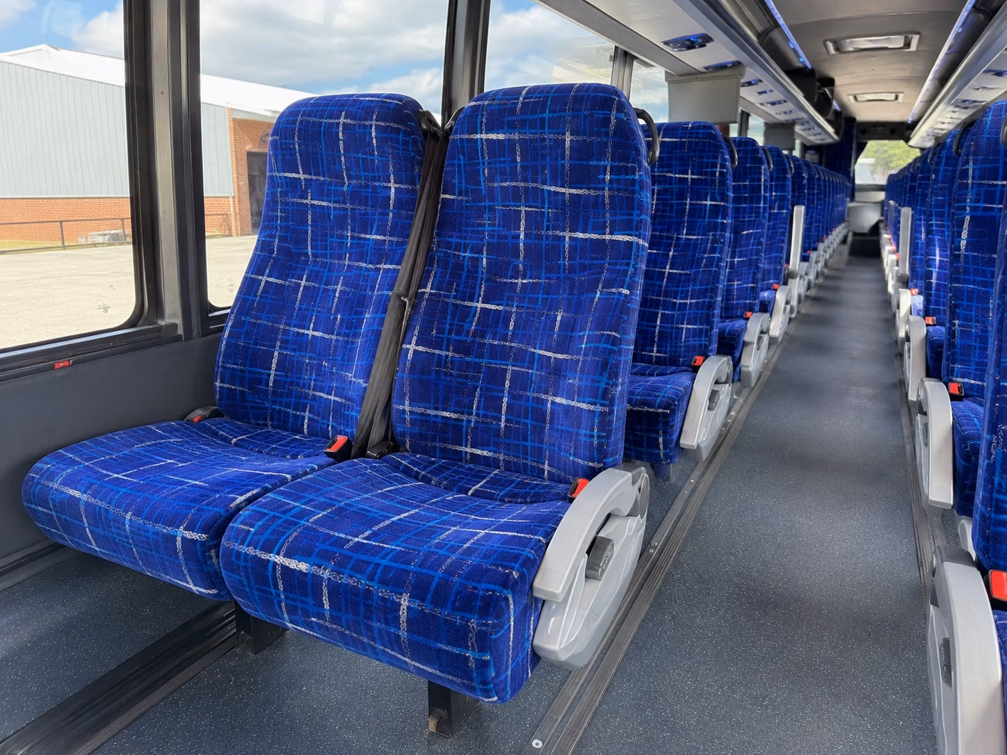 how trip distance and duration affect charter bus rates in honolulu